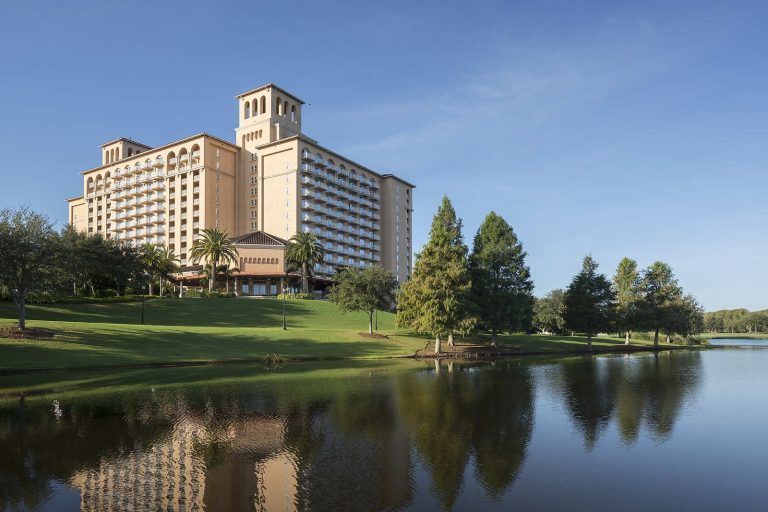 What Guests Wish They Knew Before Booking, Based on Westgate Resorts Reviews