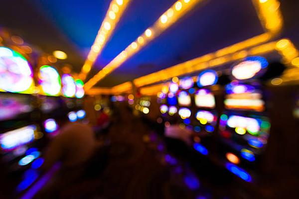 What Makes a nhà cái đến từ châu âu Different From Local Betting Sites