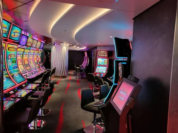 Compare Mobile Gaming Features Within Online Casino Cambodia Platforms