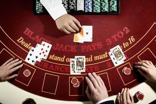Exploring Blackjack and Roulette at a Singapore online casino Platform